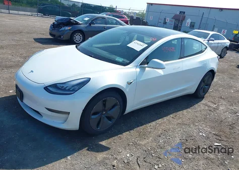 2020 Tesla Model 3 из США, поврежденный, VIN 5YJ3E1EB6LF795172